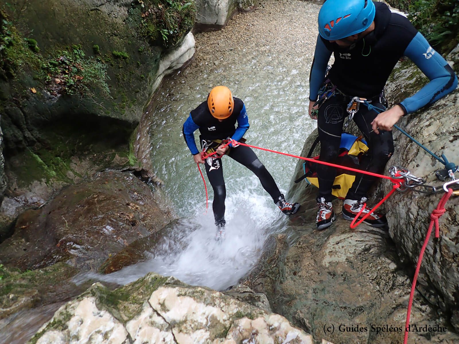 Canyon Versoud - Guides spéléo ardeche - Martin Couturieux